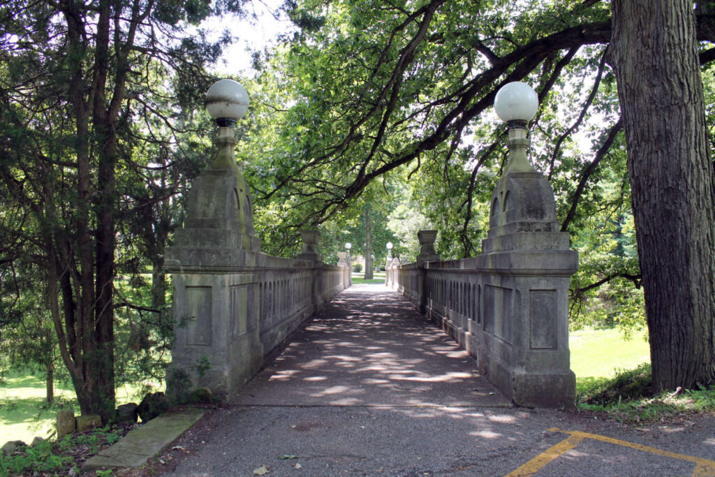 View of the path through the Grotto Bridge