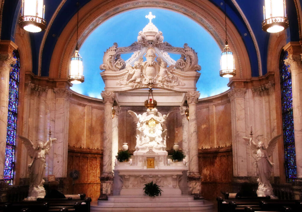 The altar of the Blessed Sacrament Chapel