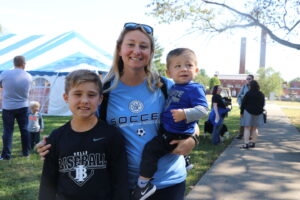 Lauren Sullivan Meyer with two of her kids