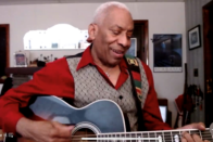 Reggie Harris performing