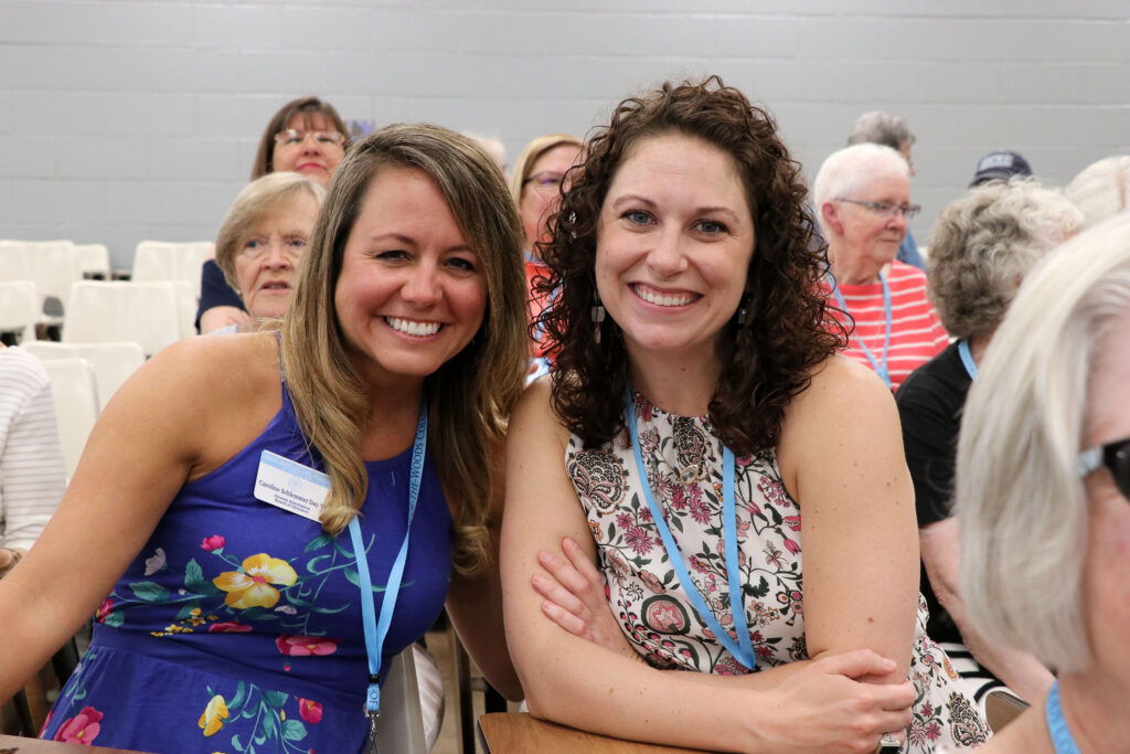 Smiling alums at Reunion session