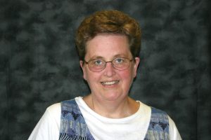 Olivia Wendell ’20 is the proud recipient of a Legacy Ring from the estate of Sue Pietrus, SP, ’72 who served as SMWC’s director of choirs and Madrigals for 28 years.