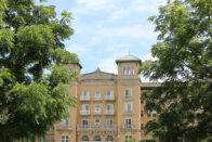 Le Fer Hall in the summer